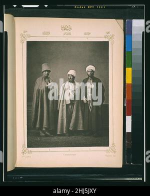 Studio portrait of models wearing traditional clothing from İstanbul, Ottoman Empire Stock Photo