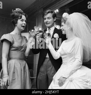 The wedding of William Roache and Anna Cropper at St John's Wood Church. They are pictured with bridesmaid Catherine Feller. 4th March 1961. Stock Photo