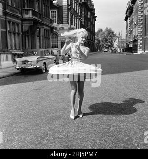 Elke Sommer, German actress aged 19 years old, in London to shoot scenes for new film, Don't Bother to Knock, a CinemaScope British comedy, pictured Sunday 4th September 1960. Stock Photo