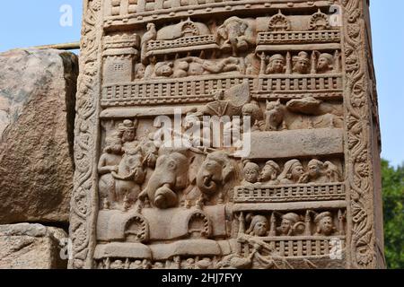 Stupa No 1, East Gateway, Right  Pillar, Inside Panel 2 : Maya‚Äôs Dream , Visit to Kapilavastu. World Heritage Site, Sanchi, Madhya Pradesh, India Stock Photo