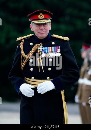 Lieutenant General Sir Christopher Tickell, Deputy chief of the General ...