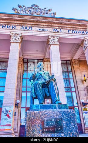 ZAPORIZHZHIA, UKRAINE - AUGUST 25, 2021: The monument to Mikhail Glinka, famous Ukrainian composer, located at Philarmonic Concert Hall, on August 25 Stock Photo