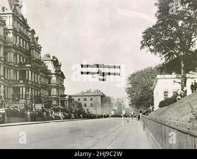 On 14 October 1910 in Washington, D.C. Grahame-White flew his Farman biplane over the city and landed on West Executive Avenue near the White House. Stock Photo