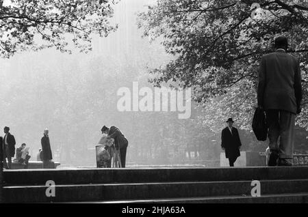 New York Scenes, Thursday 15th October 1964. Stock Photo