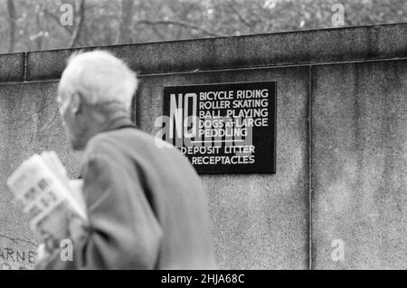 New York Scenes, Thursday 15th October 1964. Stock Photo