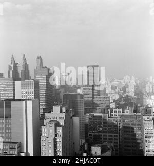 New York Scenes, Thursday 15th October 1964. Stock Photo