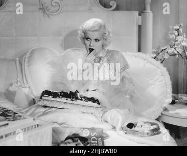 Jean Harlow Portrait for 'Dinner at 8 - Dinner at eight' Year: 1933 USA Jean Harlow Director: George Cukor Stock Photo