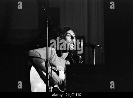 Steve Winwood performs with Traffic in the Anson Rooms, Bristol University Students Union, on 25 April 1970. Stock Photo