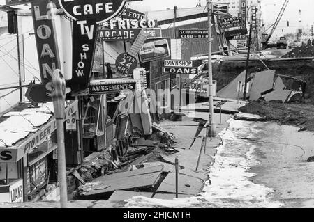 1964 Alaska Earthquake Anchorage Stock Photo - Alamy