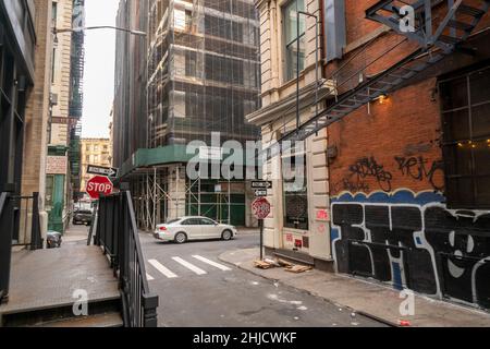 Cortlandt Alley and Walker Street in the Tribeca neighborhood of New York on Saturday, January 15, 2022.  (© Richard B. Levine) Stock Photo