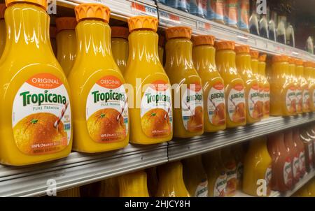 https://l450v.alamy.com/450v/2hjcy8h/bottles-of-tropicana-orange-juice-from-florida-are-seen-in-a-supermarket-refrigerator-case-in-new-york-on-friday-january-21-2022-richard-b-levine-2hjcy8h.jpg