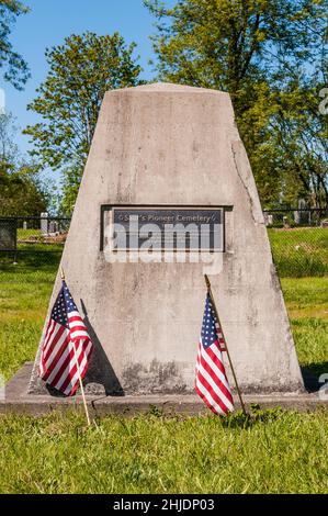 Peter Saar Cemetery in the Panther Lake area of Kent, Washington. Stock Photo