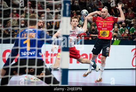 Budapest, Hungary, 28th January 2022. Mathias Gidsel of Denmark shoots on goal during the Men's EHF EURO 2022, Semi Final match between Spain v Denmark in Budapest, Hungary. January 28, 2022. Credit: Nikola Krstic/Alamy Stock Photo