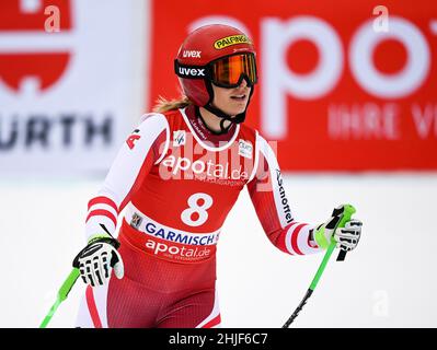 Garmisch Partenkirchen, Germany. 29th Jan, 2022. Alpine skiing: World Cup, downhill, women. Elisabeth Reisinger from Austria in the finish. Credit: Angelika Warmuth/dpa/Alamy Live News