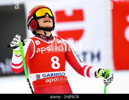 Garmisch Partenkirchen, Germany. 29th Jan, 2022. Alpine skiing: World Cup, downhill, women. Elisabeth Reisinger from Austria in the finish. Credit: Angelika Warmuth/dpa/Alamy Live News