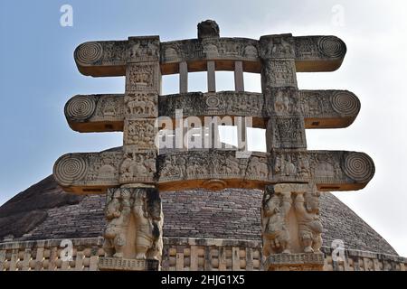 Stupa No 1, West Gateway, Closeup of carved Architrave, The Great Stupa, World Heritage Site, Sanchi, Madhya Pradesh, India. Stock Photo