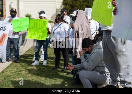 Santa Monica, California, USA. 28th Jan, 2022. Street Vendors from across Los Angeles county gather for a press conference and rally in response to unfair treatment of street vendors occurring at the hands of the Santa Monica Police Department. (Credit Image: © Raquel Natalicchio/ZUMA Press Wire) Stock Photo