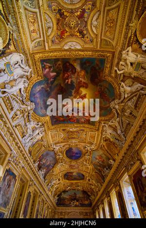 Decorated ceiling of the Apollo Gallery (Galerie d'Apollon) at Louvre Museum in Paris, France Stock Photo