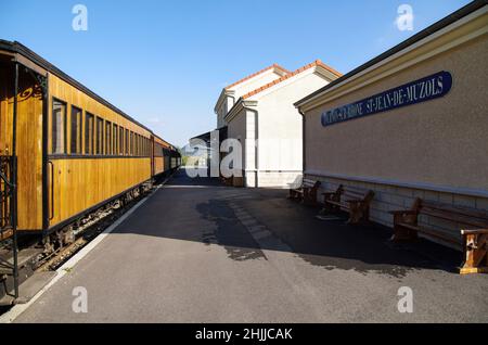 Chemin de fer du Vivarais, Ardèche, gorges du Doux, France, Europe Stock Photo