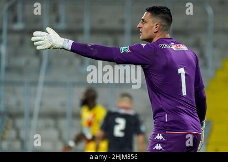 LENS, FRANCE - JANUARY 30: goalkeeper Vito Mannone of AS Monaco during the Coupe de France match between RC Lens and AS Monaco at Stade Bollaert-Delelis on January 30, 2022 in Lens, France (Photo by Jeroen Meuwsen/Orange Pictures) Stock Photo