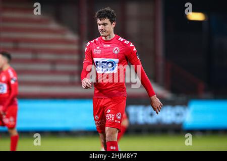 KORTRIJK, BELGIUM - JANUARY 30: Aleksandar Radovanovic of KV Kortrijk during the Jupiler Pro League match between KV Kortrijk and Club Brugge at Guldensporenstadion on January 30, 2022 in Kortrijk, Belgium (Photo by Ben Gal/Orange Pictures) Stock Photo