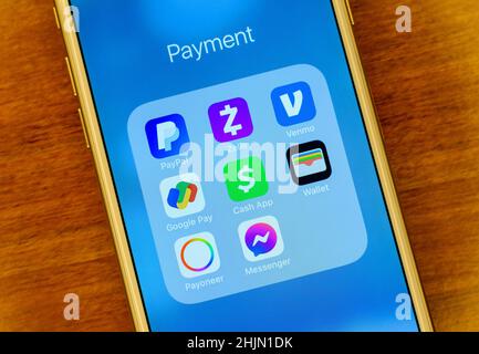 Peer-to-peer payment apps PayPal, Zelle, Venmo, Google Pay, Square Cash App, Apple Wallet, Payoneer, Facebook Messenger - San Jose, California, USA - Stock Photo
