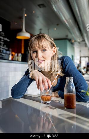 Wien, Austria. 27th Jan, 2022. Actress Theresa Riess is sitting in a ...