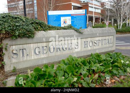 London, UK. Tooting: St George's Hospital - site entrance Stock Photo