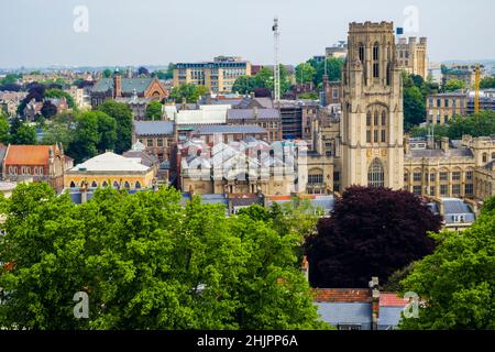 Cityscape and University of Bristol Wills Memorial Building viewed from Cabot Tower in Brandon Hill Park. Avon, England, UK, Britain Stock Photo