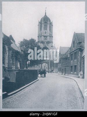 Tom Tower, Christchurch College, Oxford. Oxfordshire (1913) Stock Photo