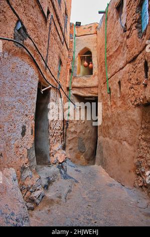 Old part of traditional Oman village Stock Photo