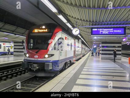 S-Bahn, Hauptbahnhof, Zürich, Schweiz Stock Photo