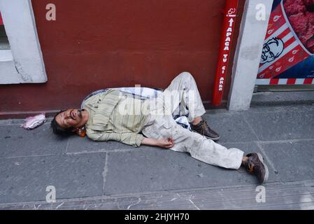 Alkoholisierter Mann, Puebla, Mexiko Stock Photo