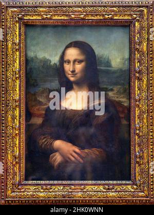 Mona Lisa (c.1503–1506) by Leonardo da Vinci and Flora (1588) by