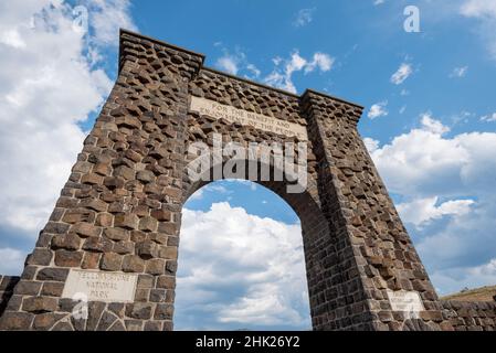 Roosevelt Arch at north entrance to Yellowstone National Park, Gardiner, Montana. Stock Photo