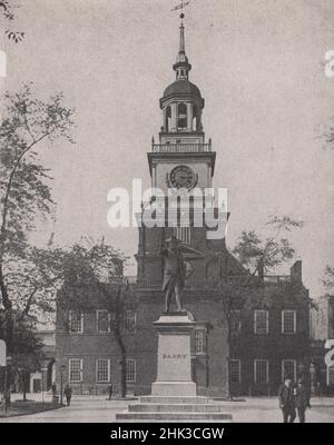 Independence Hall and Barry statue in Chestnut Street. Pennsylvania. Philadelphia (1923) Stock Photo