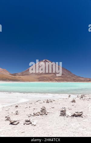 Laguna Verde in the Eduardo Avaroa Andean Fauna National Reserve, Potosi Department, Bolivia, South America Stock Photo