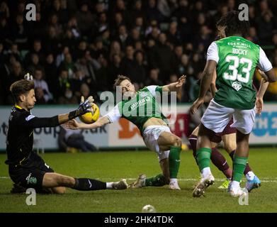 Edinburgh, UK. 28th Jan, 2022. Cinch Premiership - Hibernian v Heart of Midlothian 28/1/2022. Hibernian play host to Hearts in the cinch Premiership at Easter Road Stadium, Edinburgh, Midlothian, UK. Pic shows: Great stop by HibsÕ Polish goalkeeper, Kevin Dabrowski, as Hearts press for the opener. Credit: Ian Jacobs/Alamy Live News Stock Photo