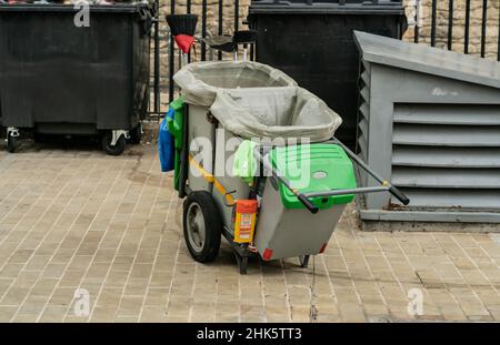 Street orderly barrow hi res stock photography and images Alamy