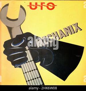 Vintage vinyl record cover -  UFO - Mechanix - D - 1982 Stock Photo