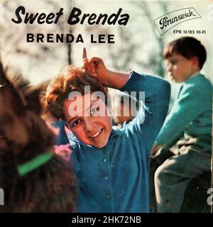 Vintage vinyl record cover - Lee, Brenda - Sweet Nothin's - EP - D - 1960  Stock Photo - Alamy