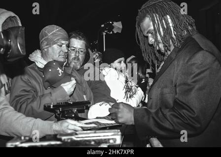 University of Alabama nose tackle Terrence Cody signs an autograph for a fan, Jan. 8, 2010, in Tuscaloosa, Alabama. Stock Photo