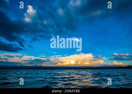 Beautiful view of the colorful sunset over the waters of Lake Naivasha, Kenya Stock Photo