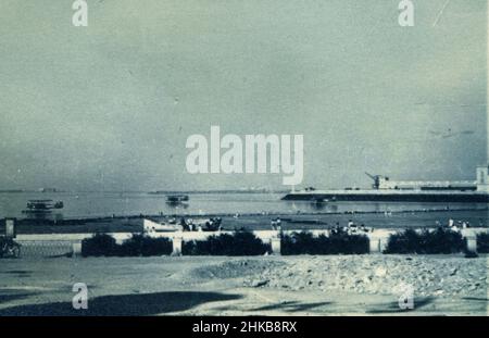 WWII WW2 german soldiers invades France - 9 september 1940, Cherbourg (France) Stock Photo