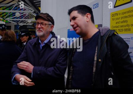 great Ormond street hospital ,security personal began a strike with out sourced agency , Carlisle  who wont pay sick or ,maternity, labour mps showed Stock Photo