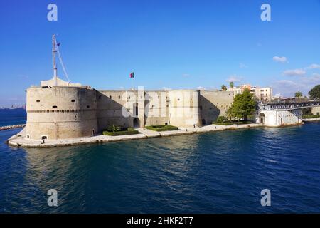 Taranto old castle on sea channel and swing bridge, Apuia, Italy Stock Photo