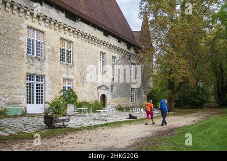 France, Dordogne, Saint-Astier, stage on the Via Lemovicensis or Vezelay Way, one of the main ways to Santiago de Compostela, pilgrims guest house in the 16th century Puyferrat castle Stock Photo