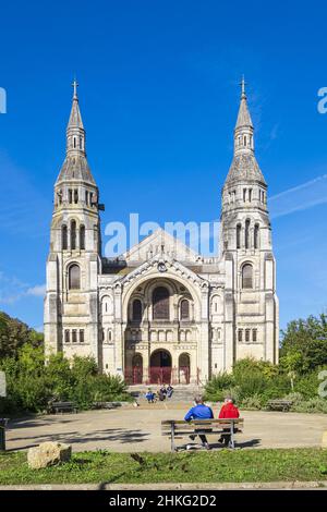 France, Dordogne, Perigueux, stage town on the Via Lemovicensis or Vezelay Way, one of the main ways to Santiago de Compostela, Saint-Martin church Stock Photo