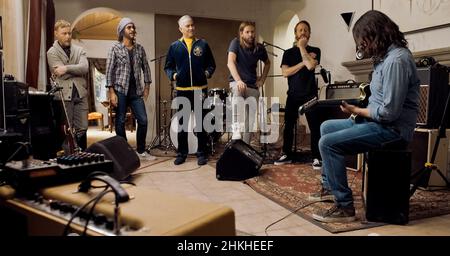 USA. Nate Mendel, Rami Jaffee, Chris Shiflett , Pat Smear, Taylor ...