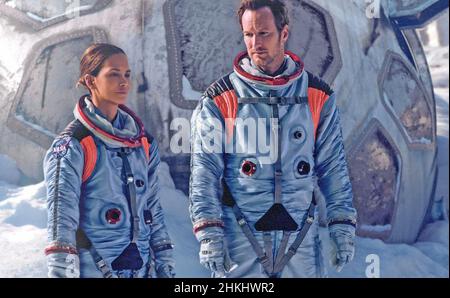 MOONFALL 2022 Lionsgate film with Halle Berry and Patrick Wilson Stock Photo